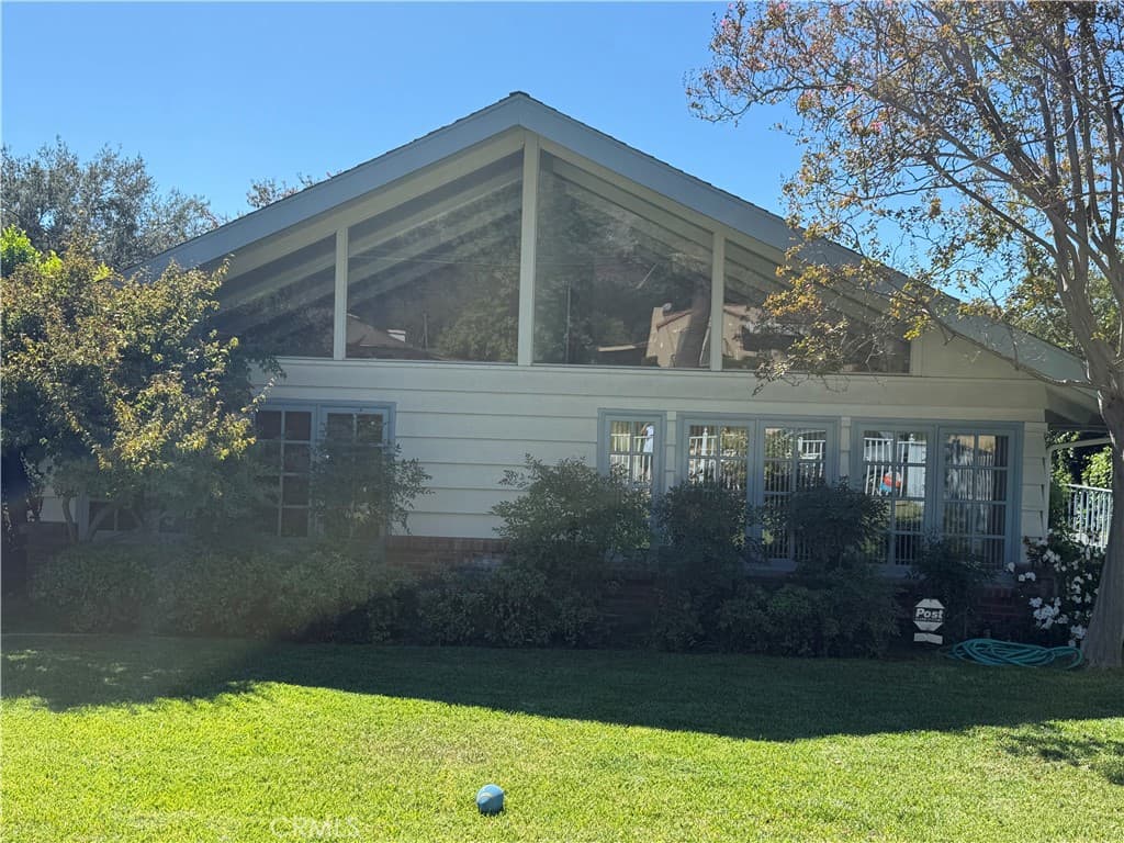 Home at 440 Manzanita Avenue, Sierra Madre — photo 1 of 12