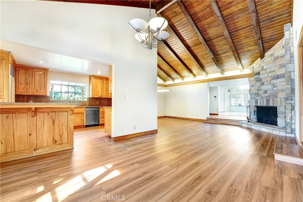 Home at 440 Manzanita Avenue, Sierra Madre — photo 5 of 12