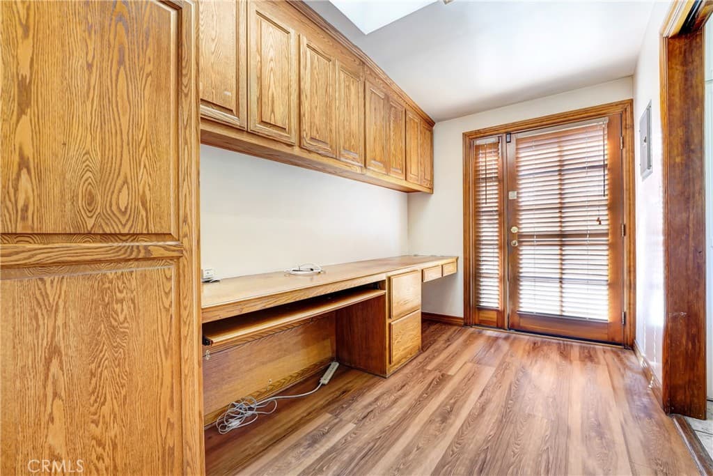 Home at 440 Manzanita Avenue, Sierra Madre — photo 8 of 12