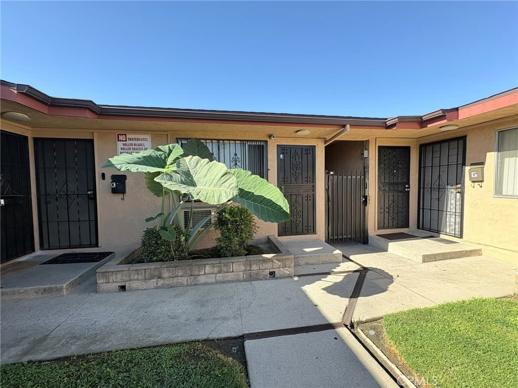 Condo at 14510 Amar Road #J, La Puente — photo 2 of 12