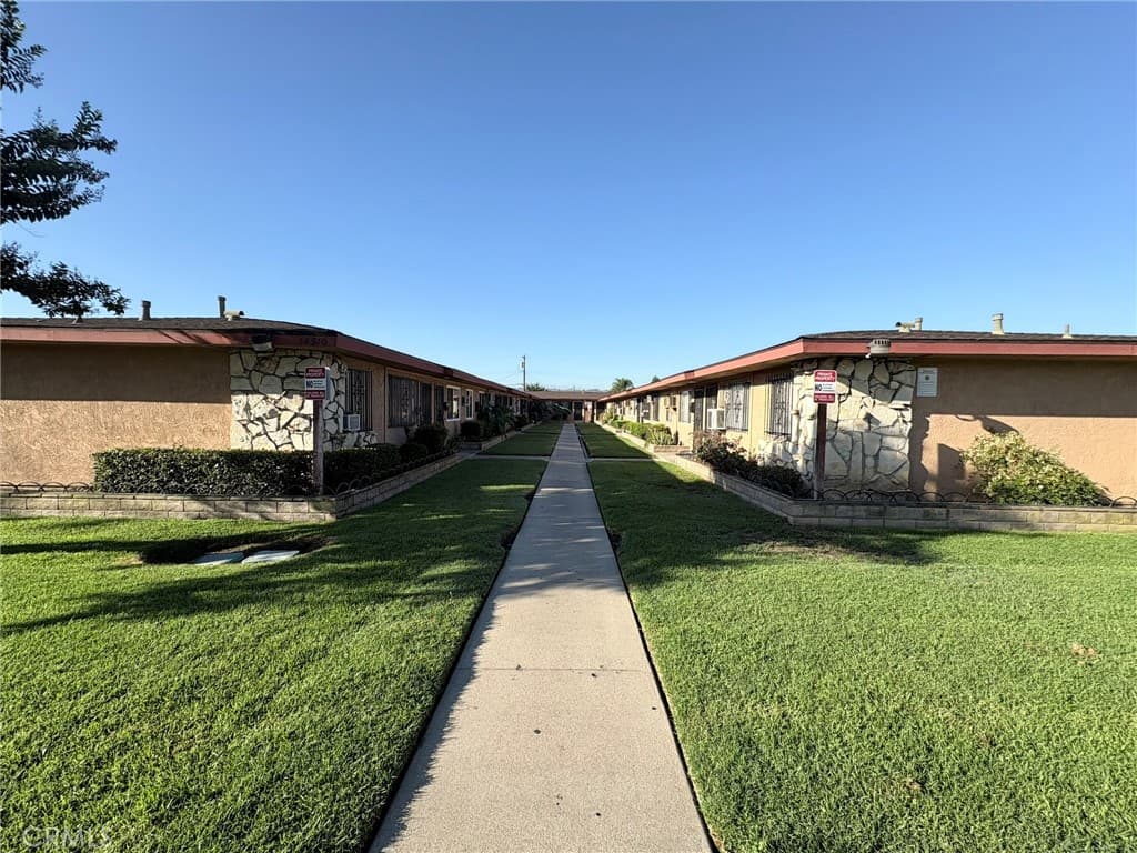Condo at 14510 Amar Road #J, La Puente — photo 3 of 12