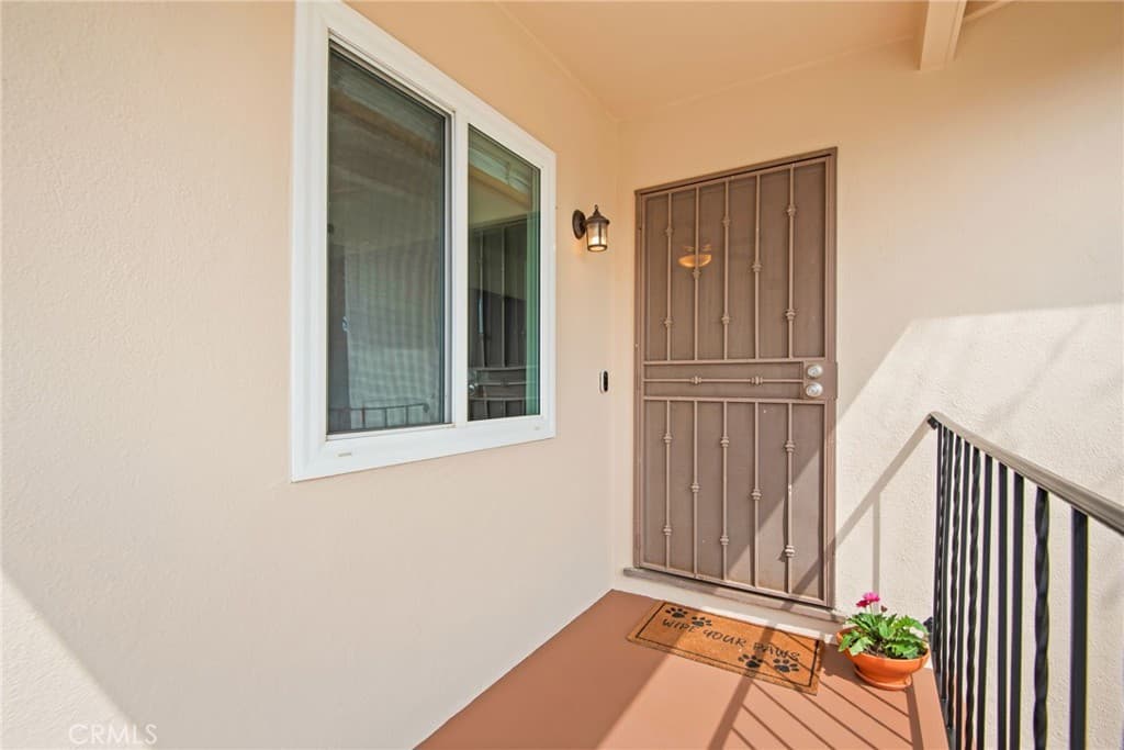 Home at 2507 Lincoln Avenue, Duarte — photo 5 of 12