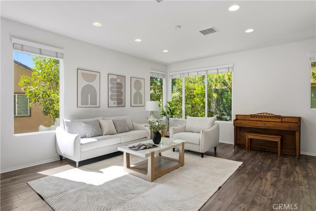 Condo at 422 W Route 66 83, Glendora — photo 12 of 12