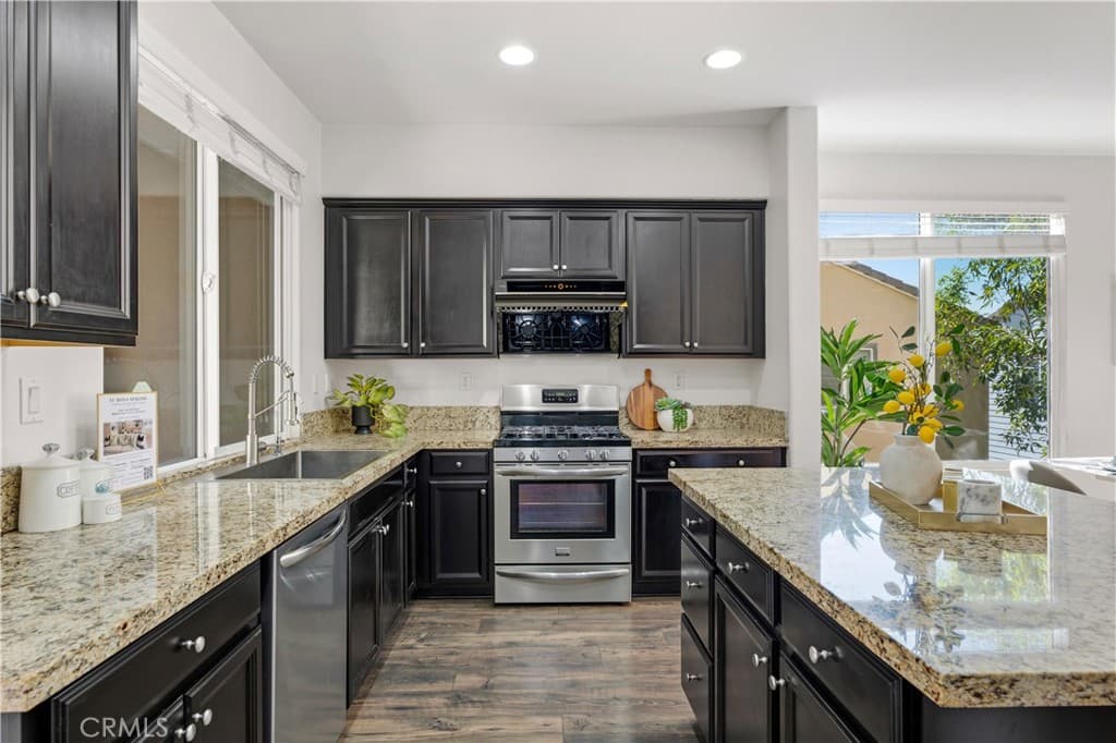 Condo at 422 W Route 66 83, Glendora — photo 8 of 12