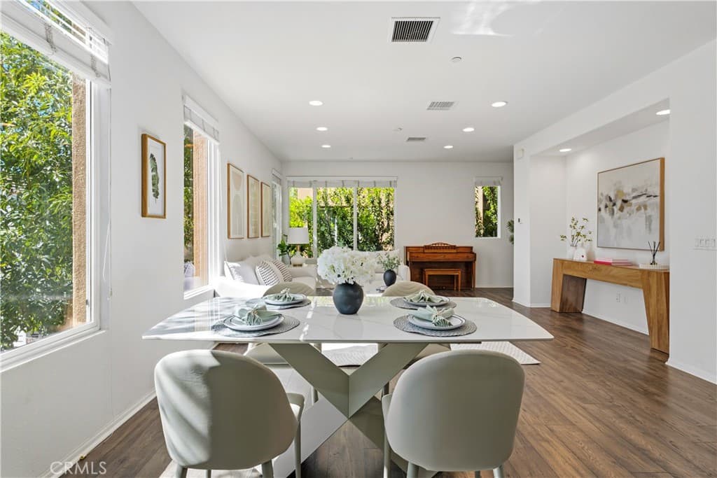 Condo at 422 W Route 66 83, Glendora — photo 10 of 12