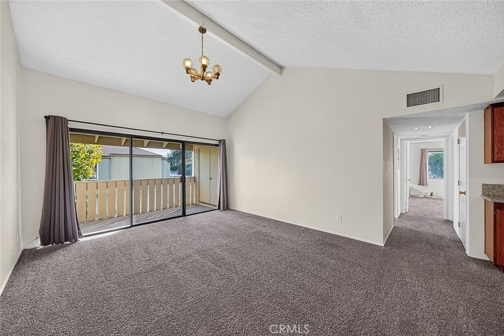 Condo at 10 Country Mile Road, Pomona — photo 6 of 12