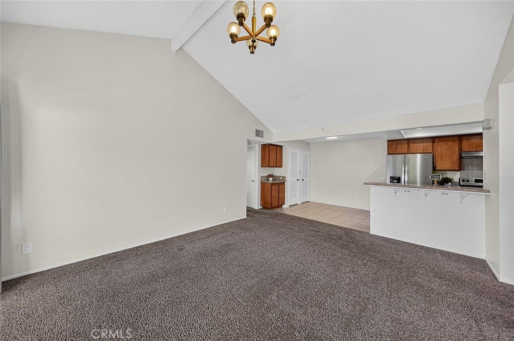 Condo at 10 Country Mile Road, Pomona — photo 8 of 12