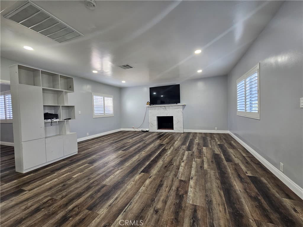 Home at 2352 California Ave, Duarte — photo 4 of 12