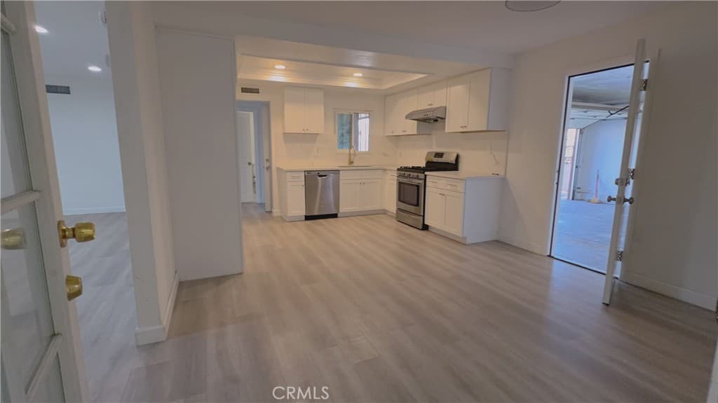 Home at 305 N Sunset Avenue, La Puente — photo 6 of 12