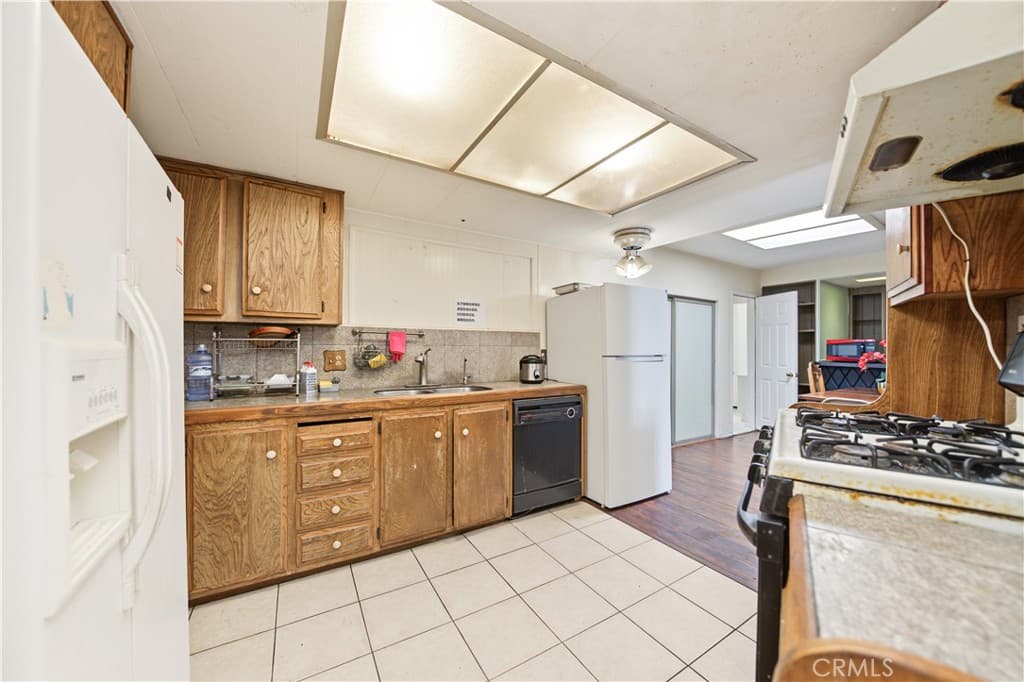 Home at 1441 Ave Paso Real Avenue 182, Rowland Heights — photo 4 of 12