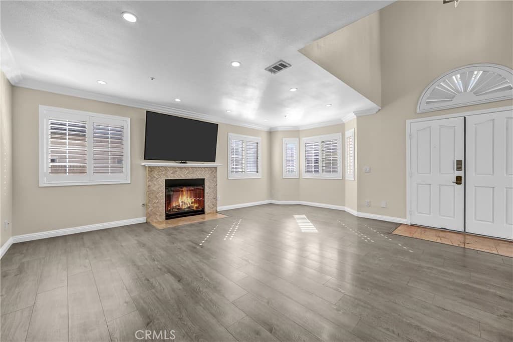 Townhouse at 5540 Sutana Avenue, Temple City — photo 8 of 12