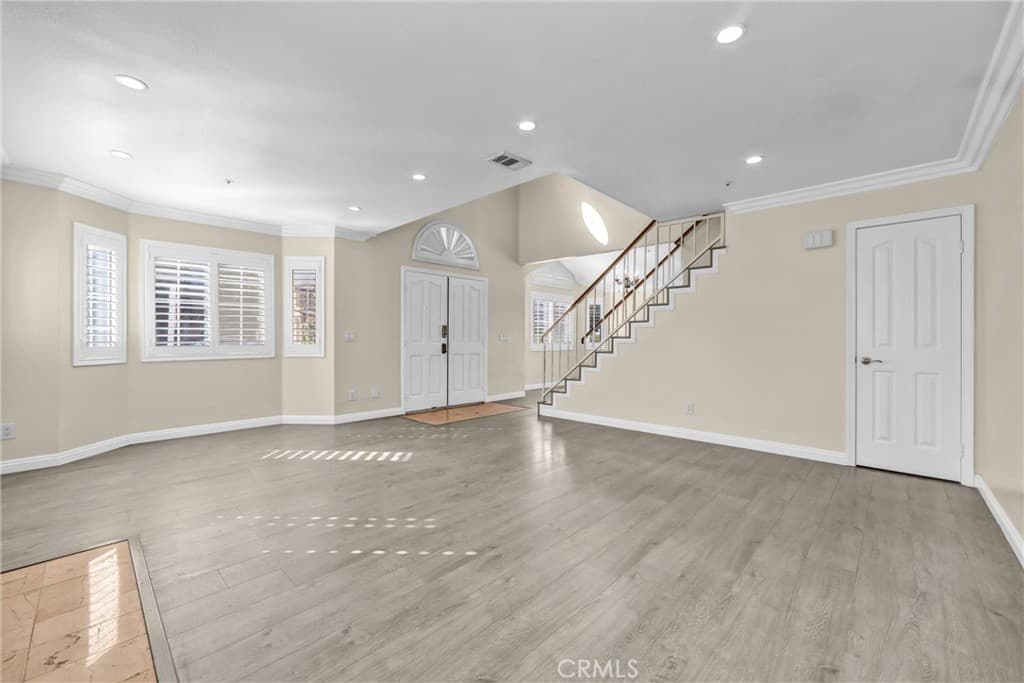 Townhouse at 5540 Sutana Avenue, Temple City — photo 9 of 12