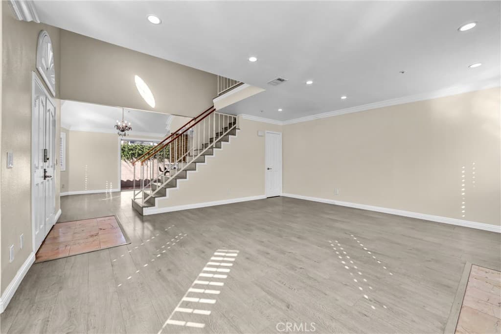 Townhouse at 5540 Sutana Avenue, Temple City — photo 10 of 12