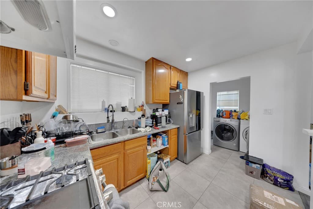 Home at 11427 Mulhall, El Monte — photo 9 of 12