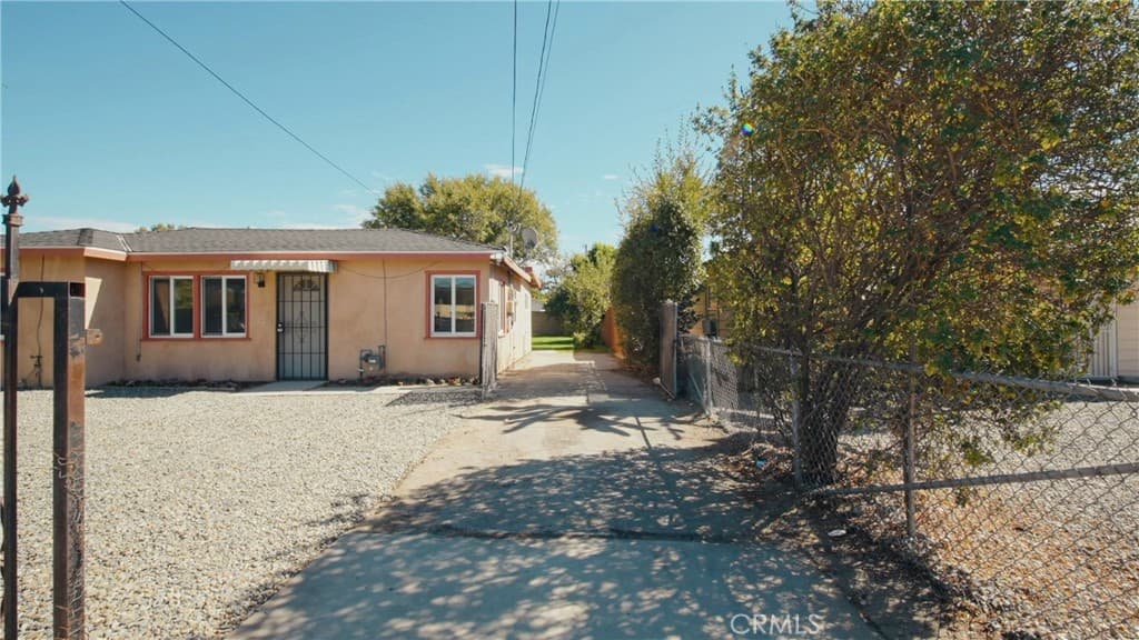 Home at 3258 Patritti Avenue, Baldwin Park — photo 3 of 12