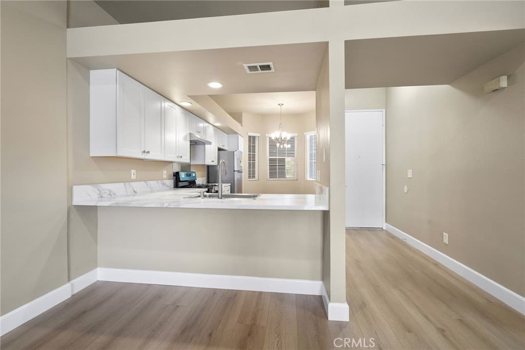 Condo at 132 W Lemon Avenue A, Monrovia — photo 12 of 12