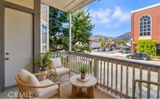 Condo at 132 W Lemon Avenue A, Monrovia — photo 10 of 12