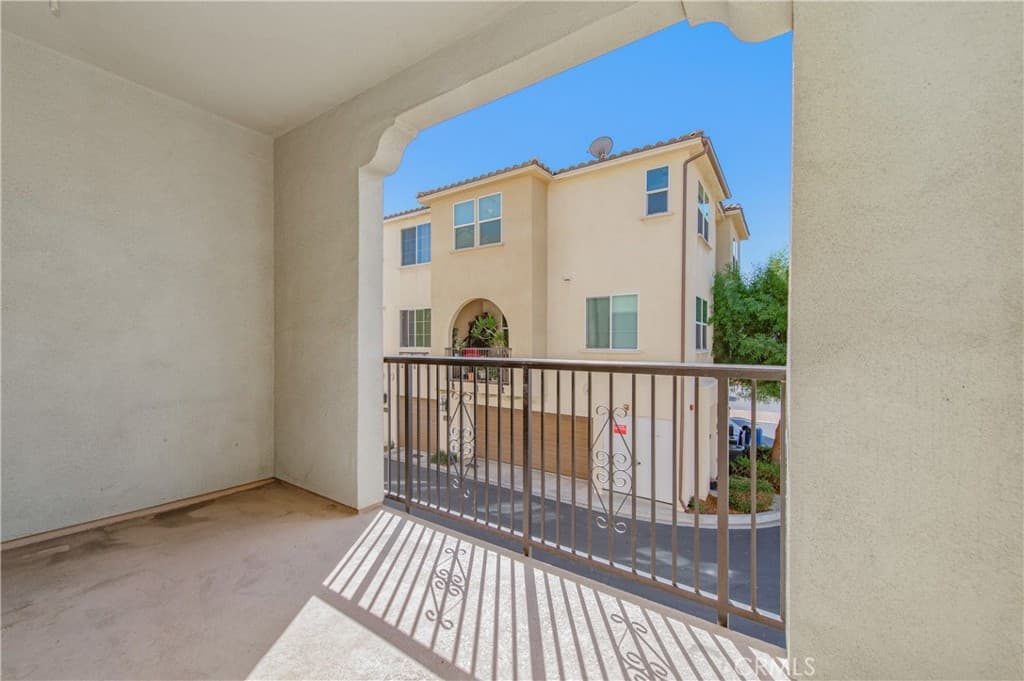 Townhouse at 11125 Legion, El Monte — photo 3 of 12