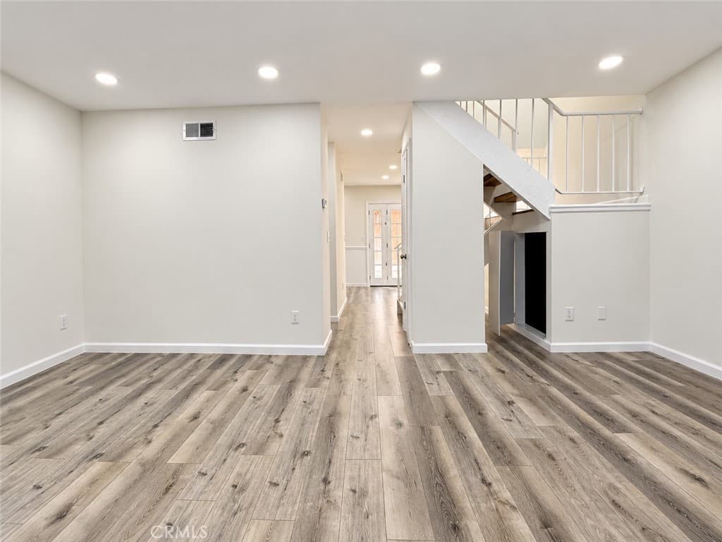 Condo at 5572 Temple City, Temple City — photo 3 of 12