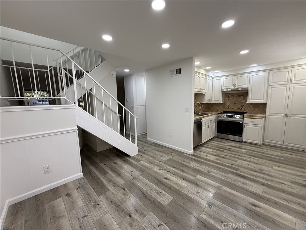 Condo at 5572 Temple City, Temple City — photo 9 of 12