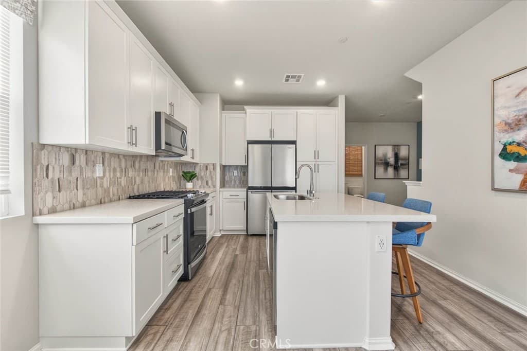 Townhouse at 1630 W Cameron Avenue, West Covina — photo 12 of 12