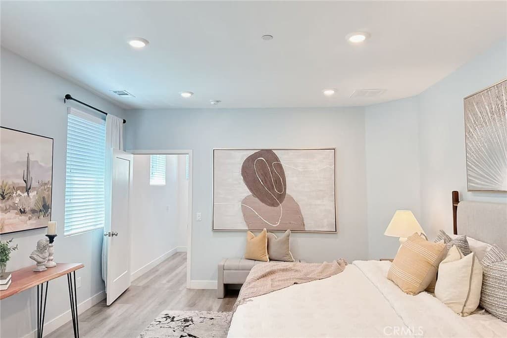 Townhouse at 13110 Dart St E, Baldwin Park — photo 12 of 12