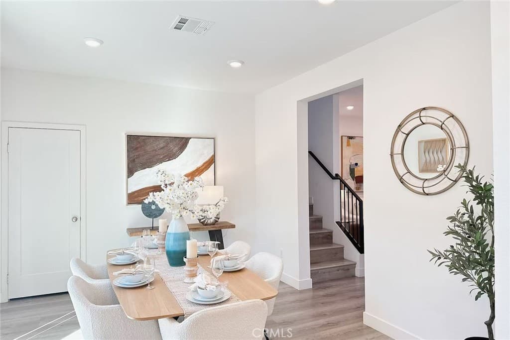 Townhouse at 13110 Dart St E, Baldwin Park — photo 6 of 12